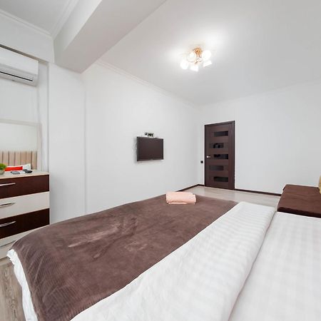 Appartments " Zhetysu-4" Almaty Exterior foto